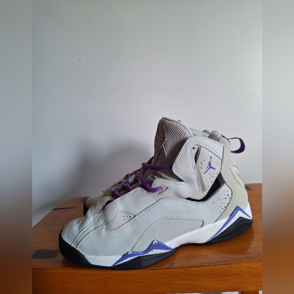 Air Jordan True Flight GS 'Base Grey Purple Venom' 6.5Y - Picture 8 of 11